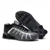 baskets basses nike shox nz pas cher noir carbone